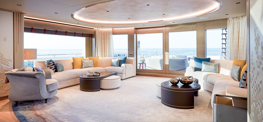 Displacement Yacht Interiors: Balancing Luxury and Functionality